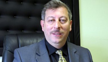 Bir adam kul hakkı yiyorsa, devletin malını yiyorsa Müslüman değildir