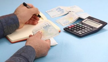 Emekli maaşı ek artırım ne kadar olacak? Emekliye ek artırım geliyor