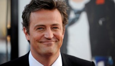 Emmy Ödülleri’nde Matthew Perry unutulmadı