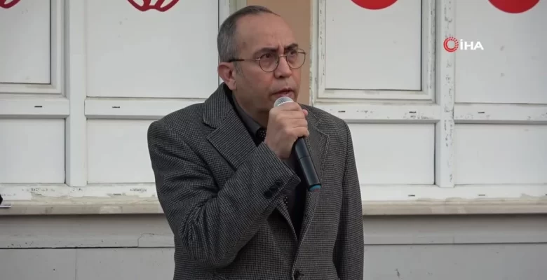 Öğrencilerden Pençe-Kilit şehitleri için hürmet duruşu