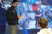 Alper Gezeravcı, Diyarbakırlı öğrencilerin sorularını yanıtladı