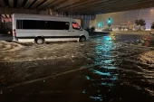 Antalya’da Şiddetli Yağış Nedeniyle Eğitime Orta Verildi