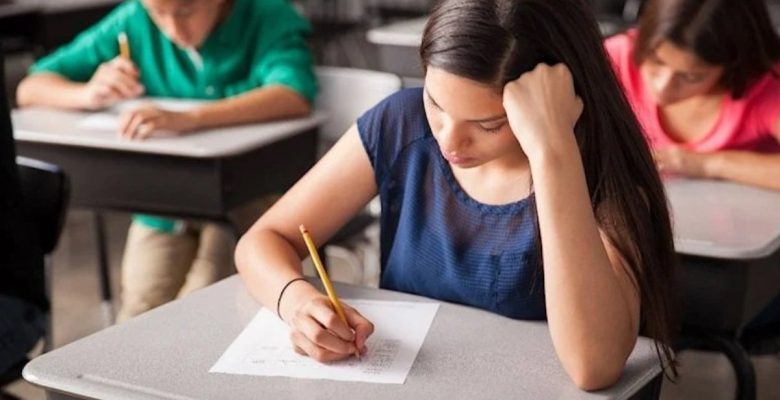 AÖF kayıt yenileme son gün! AÖF kayıt yenileme nasıl yapılır?