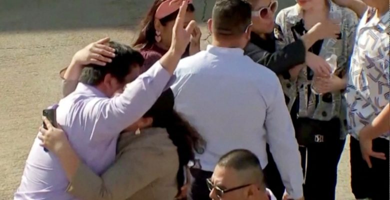 Bayan saldırgan kilisede kurşun yağdırdı