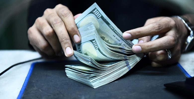 Dolar/TL 30,36 düzeyinde yükselişini sürdürüyor