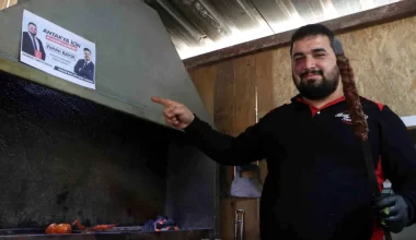 Hatay’da kebapçılık yapan üniversite mezunu Fehim Bayır, Bağımsız Türkiye Partisi Antakya Belediye lider adayı oldu