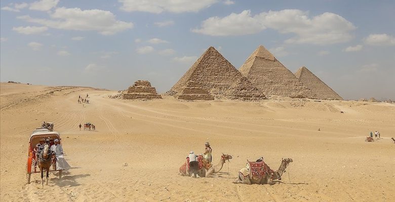 Piramit onarımında granit krizi