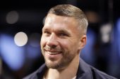 Podolski kurduğu dönerciyle servet kazanıyor! 230 milyon euro…