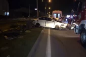 Samsun’da araç bariyerlere çarptı, amca-yeğen kazadan yara almadan kurtuldu