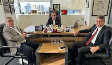 Sıkıntımız 4 milyon göçmen