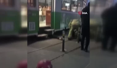 Torununu kurtarmak isterken tramvayın altında kalarak hayatını kaybetmişti… Kaza anının manzaraları ortaya çıktı