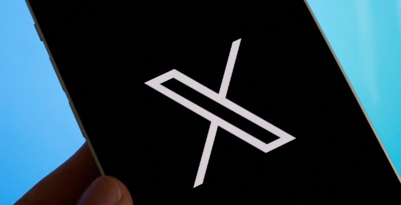 X, hükümetin buyruklarına boyun eğdi