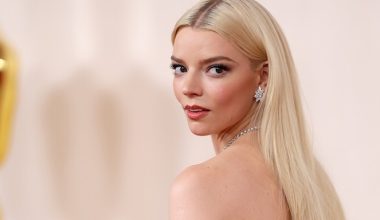 2024 Oscar Kırmızı Halısından Hoşluk Görünümleri