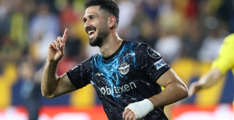 Adana Demirspor’da Emre Akbaba, yol ayrımında