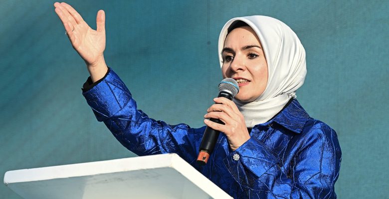 Bakan’dan yapımcıya: Bir dizide herkes mi makûs yahut entrikacı olur