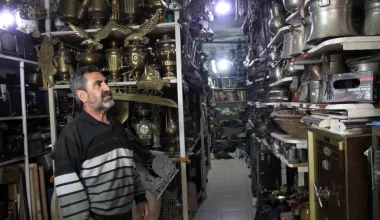 Erzincan’da esnaf yüz binlerce antika ve nostalji eser biriktirdi