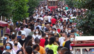 Türkler: Afganlar her yerde hengame çıkarıyor, Afganlar: İç savaş vardı ondan geldik